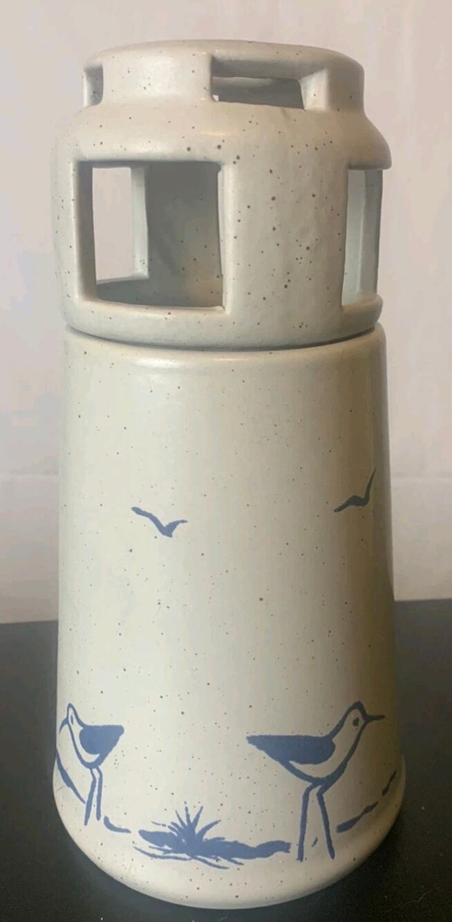 VINTAGE SANIBEL ISLAND POTTERY SEAGULLS LIGHTHOUSE OIL LAMP